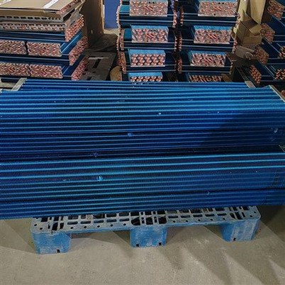 Skraplacz aluminiowy z niebieską miedzianą rurką o wysokiej odporności na korozję